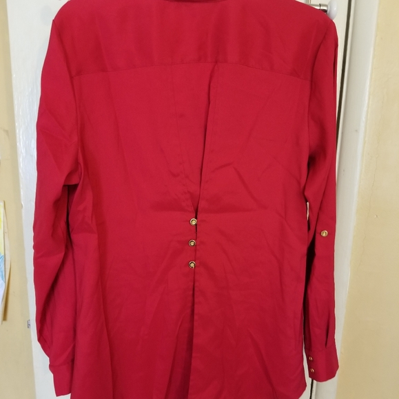 Rich Red button up w gold details - Picture 5 of 5